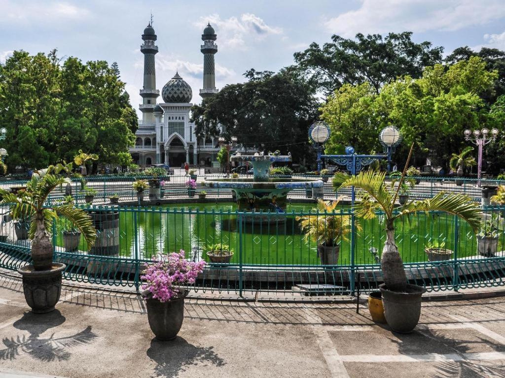 Oyo 3956 Hotel Palem 2 Syariah Malang Ngoại thất bức ảnh